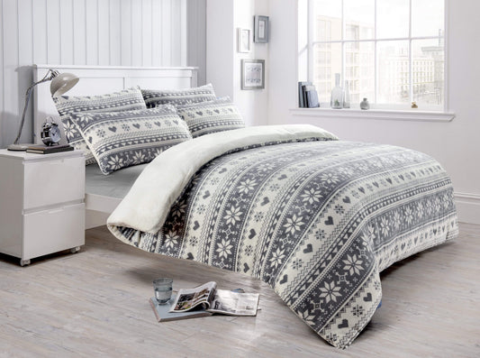 OLIVIA ROCCO Nordic Fair Isle Reversible Teddy Fleece Duvet Set With Pillowcases