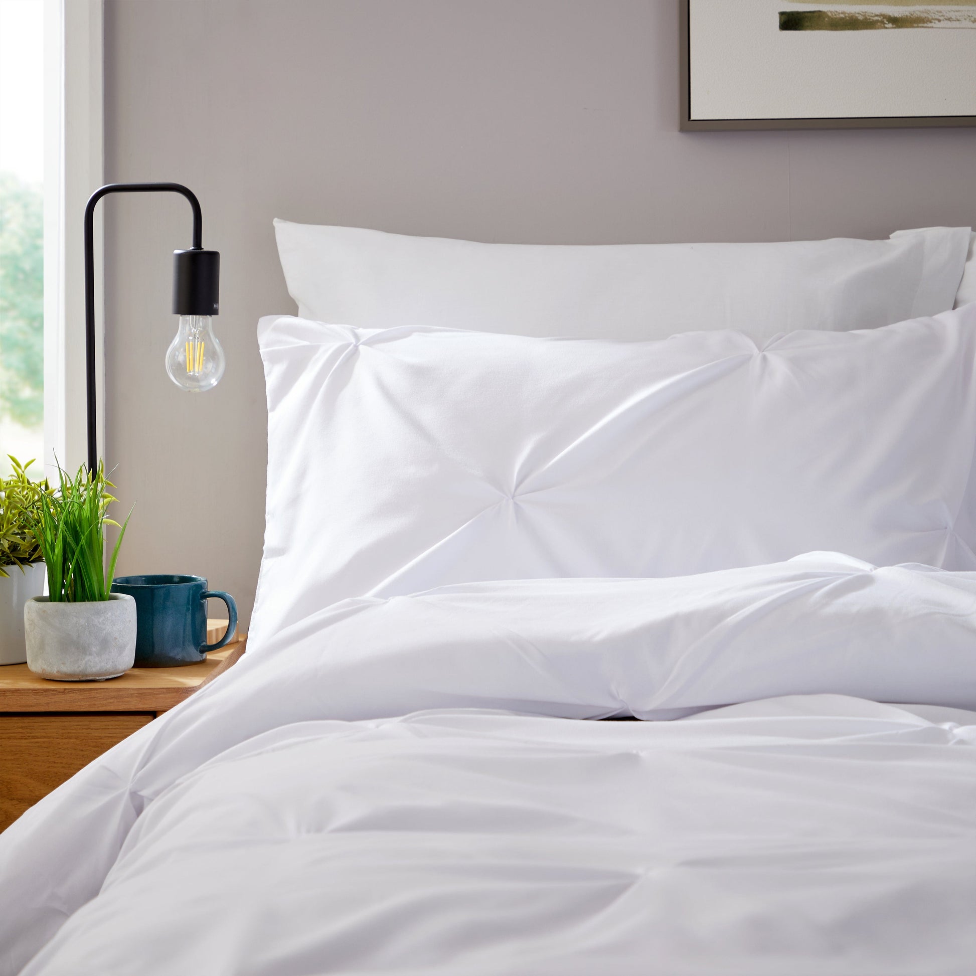 OLIVIA ROCCO Pintuck White Microfibre Duvet Cover Set With Pillowcases Reversible