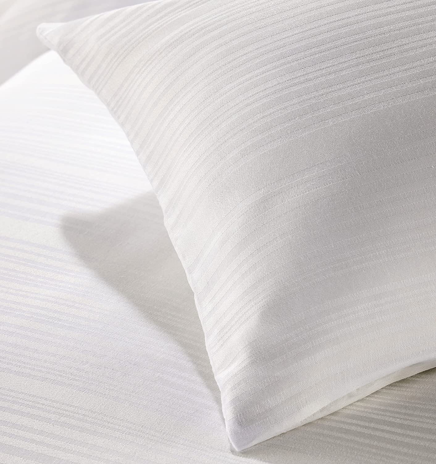 OLIVIA ROCCO Stripe Jacquard Reversible Cotton Blend Duvet Cover Set With Pillowcases
