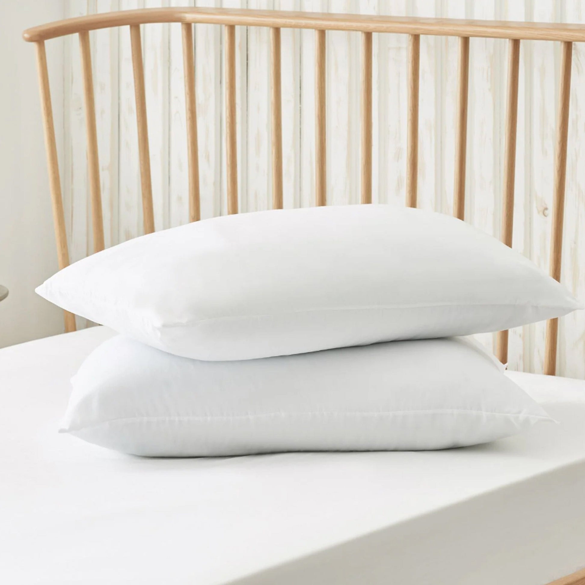 2 Pack Egyptian Cotton Blend Pillows Hotel Quality Soft Medium Support