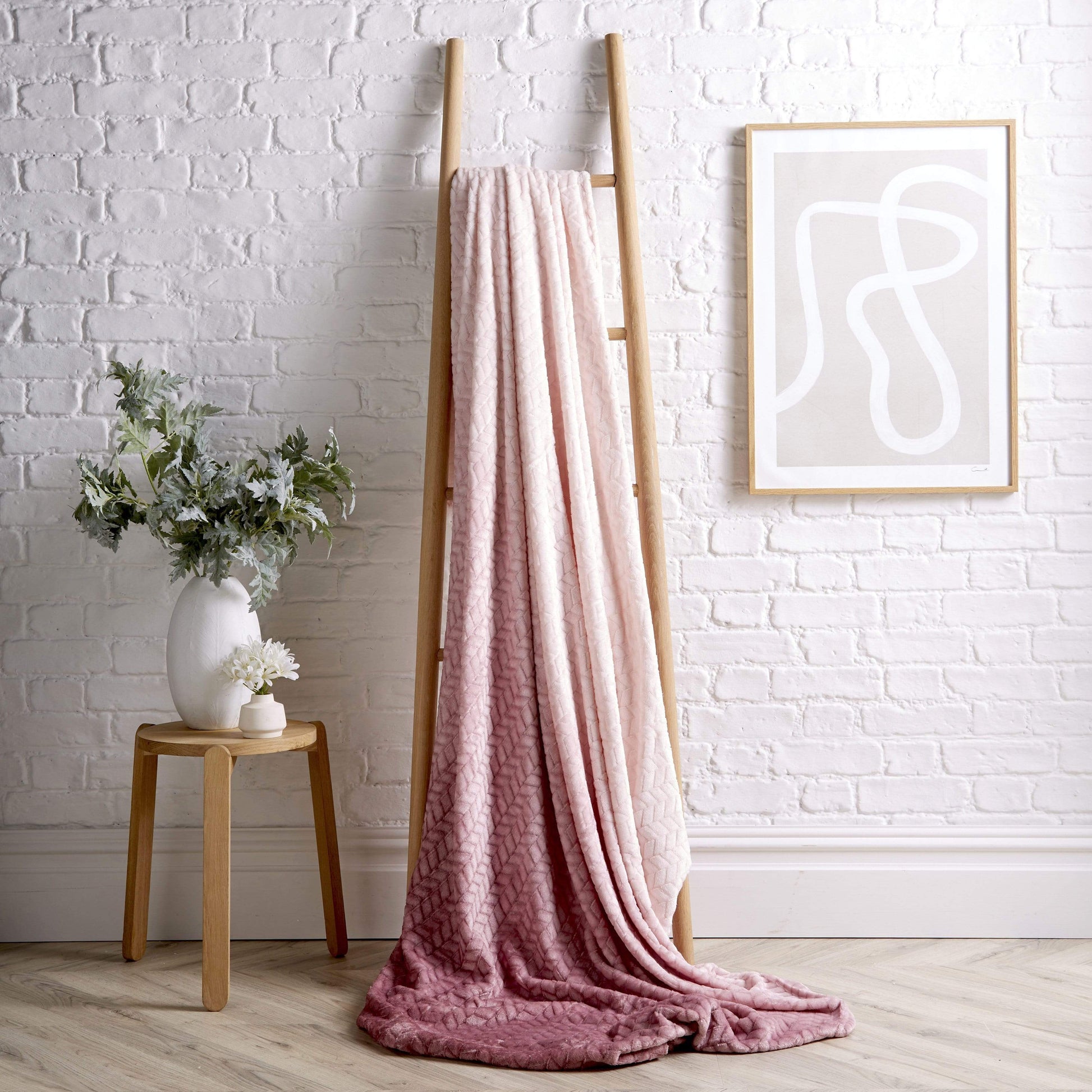 OLIVIA ROCCO Chevron Ombre Throw Blanket Oversized Chunky Soft Fleece for Sofa or Bed