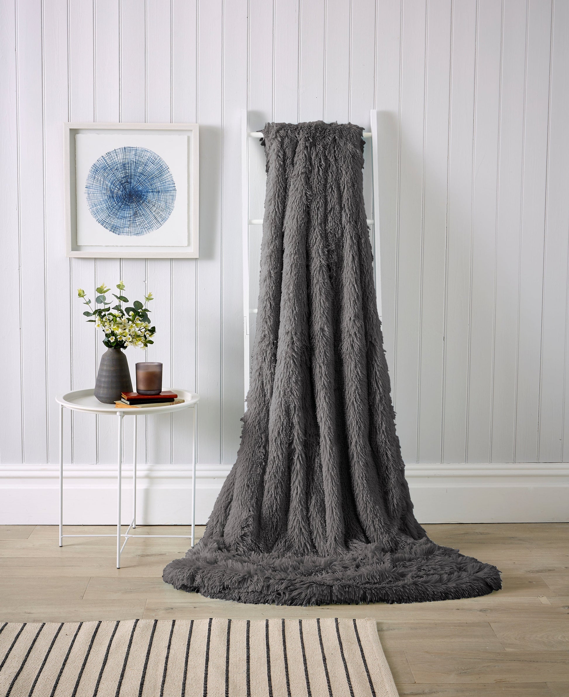 OLIVIA ROCCO Oversized Chunky Soft Fleece Blanket Fluffy Faux Fur Throw For Sofa And Bed