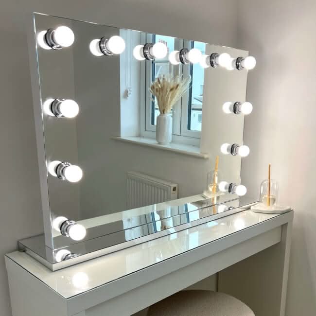 Large Hollywood Mirror 100x70cm